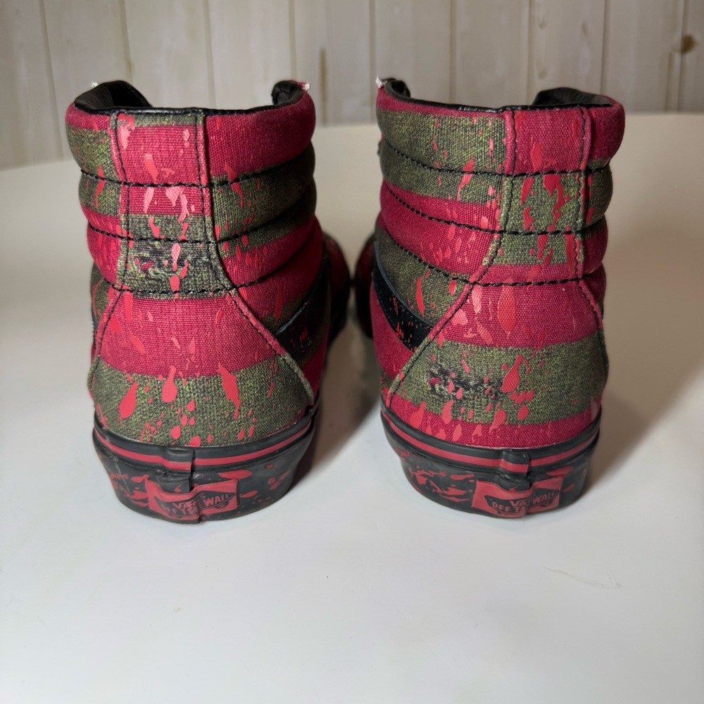 Vans Sk8-hi X Nightmare On Elm Street Freddy Krueger House Of Terror Size 8.5 - Picture 4 of 7